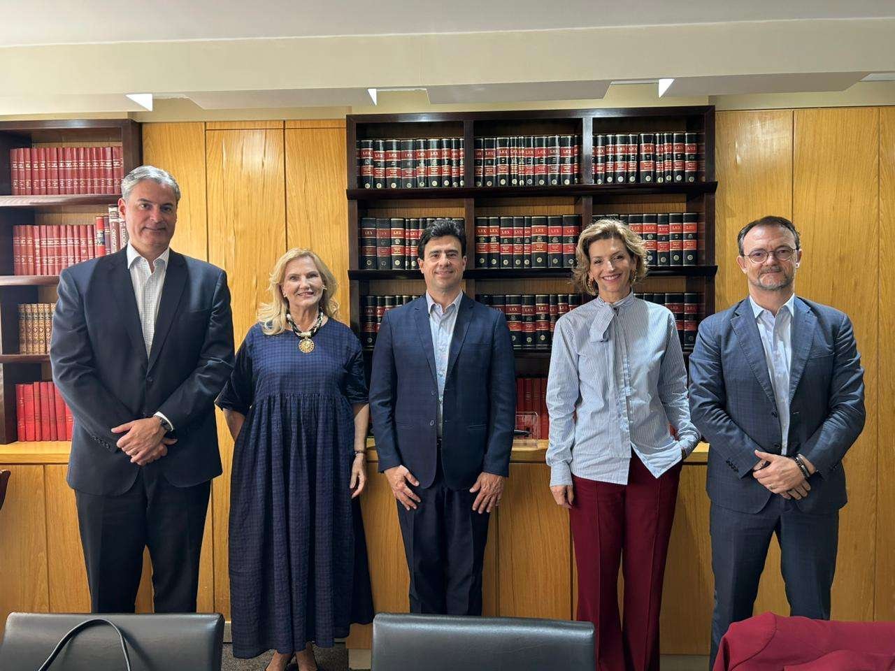 Café com Conselheiros alinha prioridades da Abrig para 2026